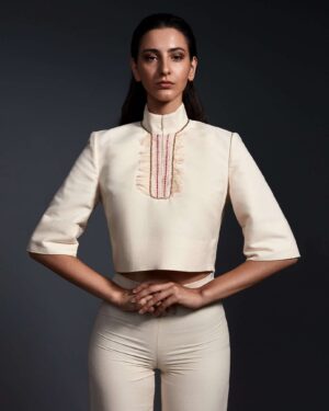 Box shirt with mandarin collar