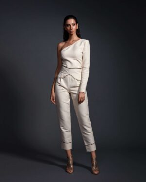 High-waisted cigarette pants